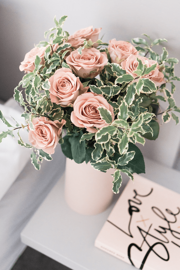 Blush roses and note card