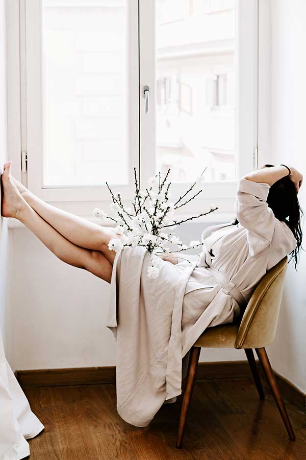 Elegant mornings combine intention, simplicity, and effectiveness to set you up for a wonderful day.