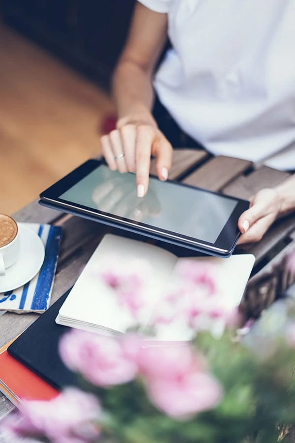 How to decide on your dreams now and work towards your extraordinary goals from that energy.