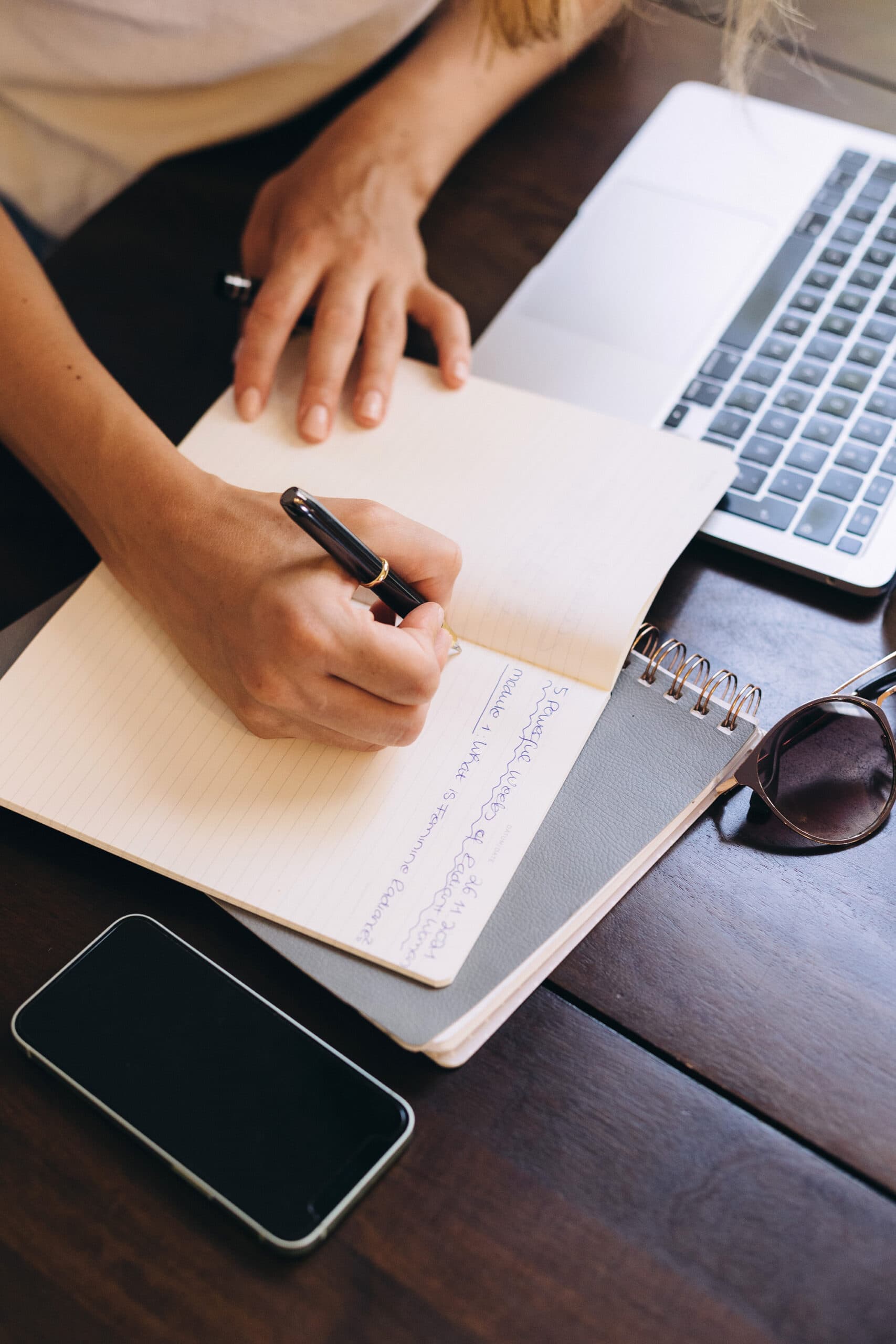 DIGITAL NOMAD